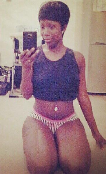 25P Big Booty Ebony Escort From Saporno.com