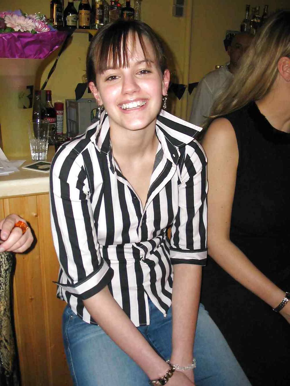 11P Angelina P. aus Moenchengladbach (Non-Nude)