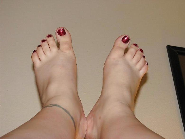 17P Bbw feet