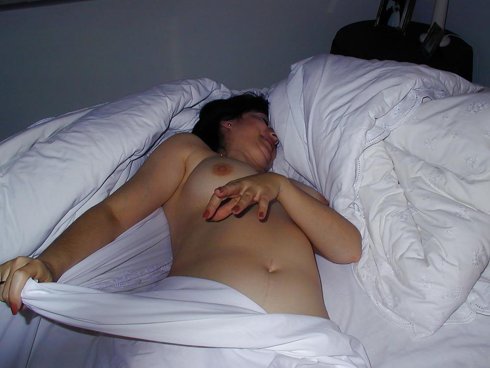 25P My wife with her vibrator