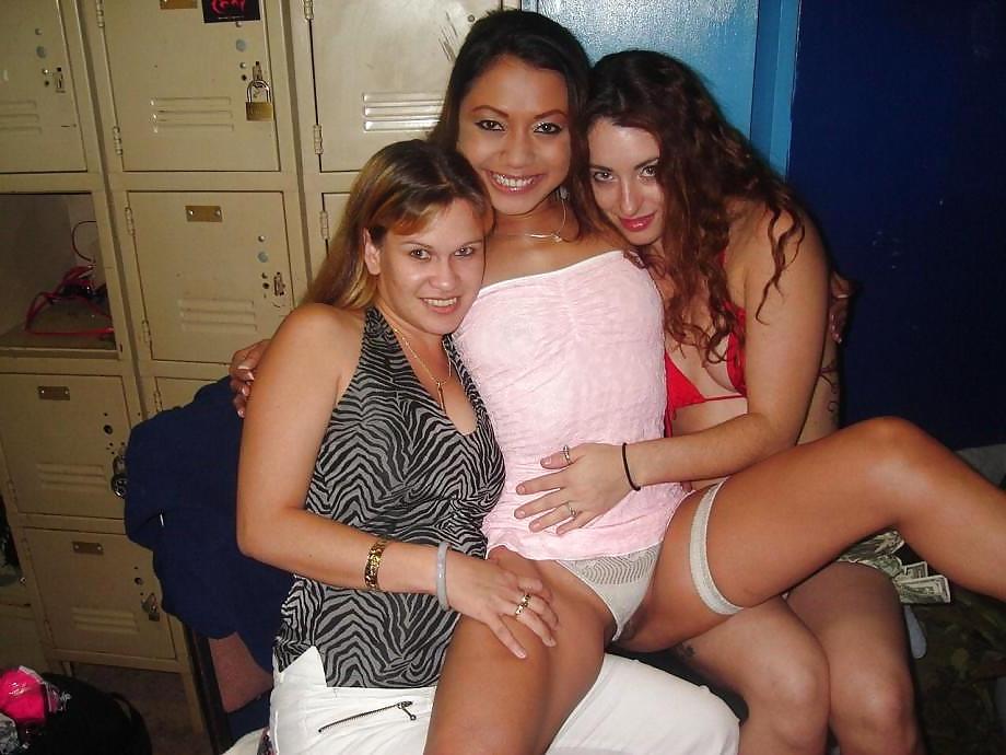 17P Amateur Upskirt & Stuff 9 (boyaka)