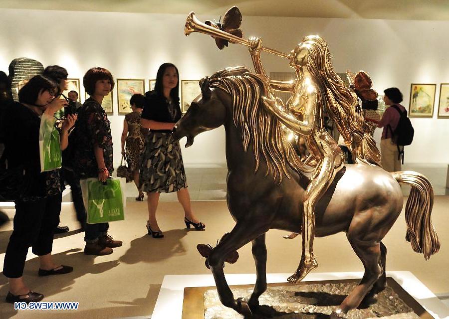 25P Lady Godiva Rides Again.