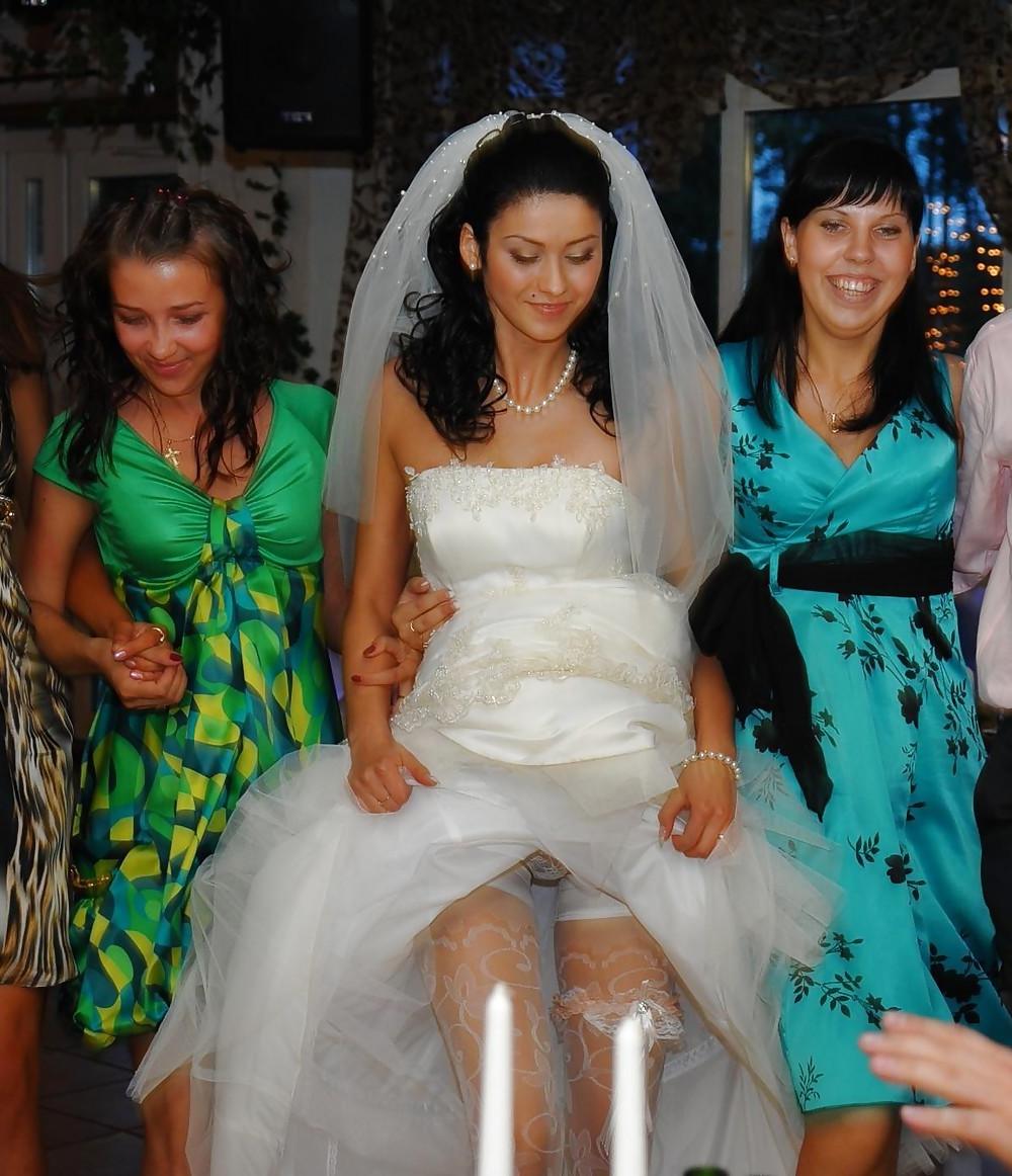 25P Brides - Wedding Voyeur Oops and Exposed