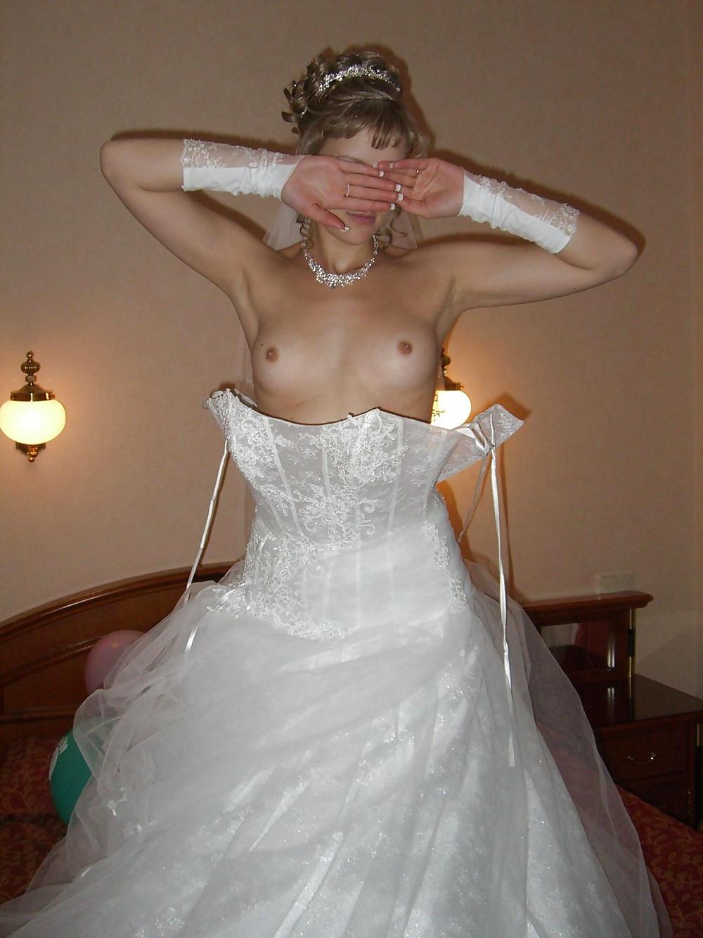 25P Brides - Wedding Voyeur Oops and Exposed