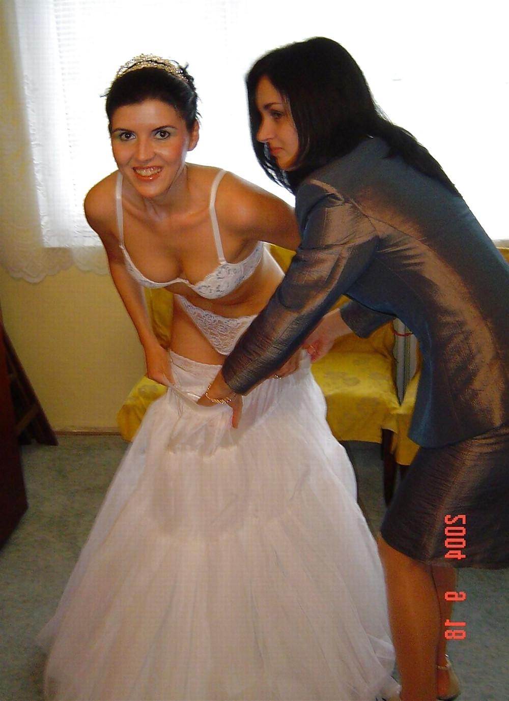 25P Brides - Wedding Voyeur Oops and Exposed