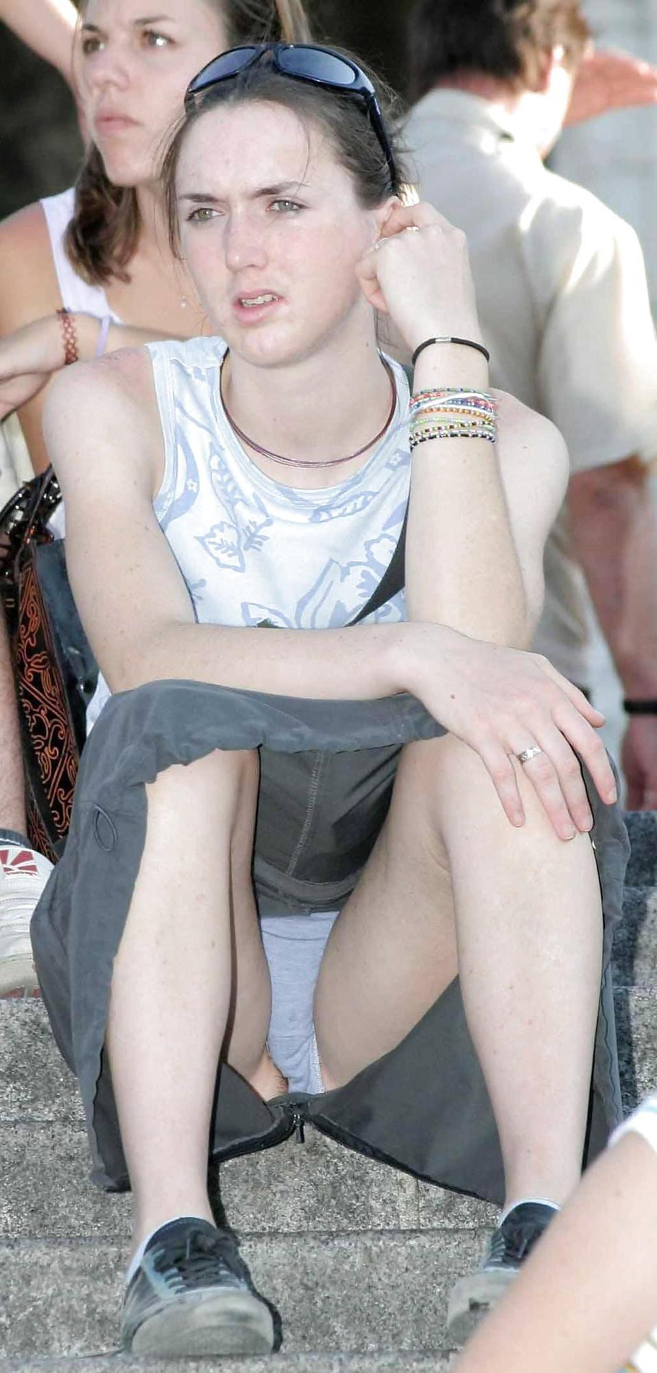 12P UPSKIRT voyeur candid panties - unter den Rock geschaut