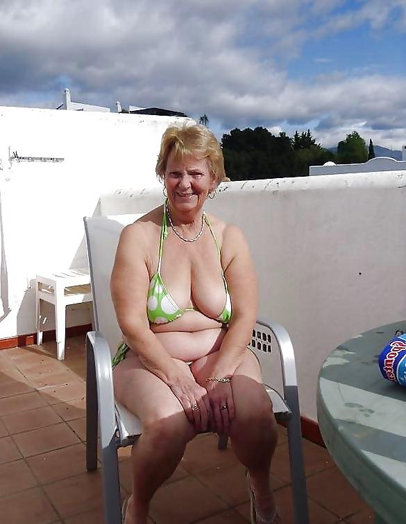 24P I liked to fuck my grandma.