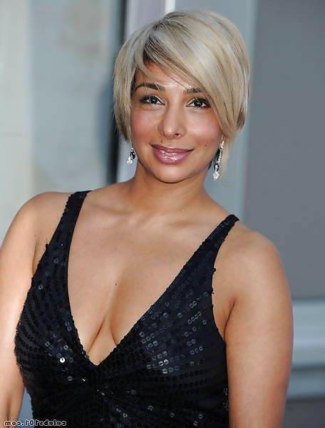 12P Shobna Gulati (Sunita) Busty Asian