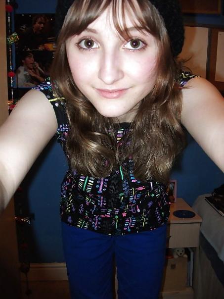 8P My daughter fir fakes and captions 