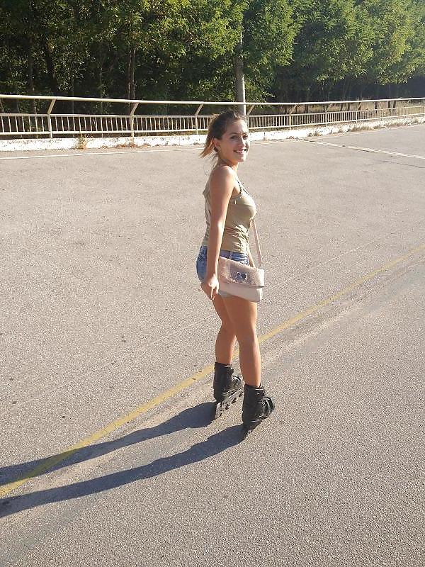 10P Greek girl: Delia