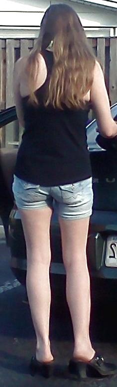 25P Itrbu's Sneaky Non-Nude Public Voyer Pix VOL1: Ass & Legs