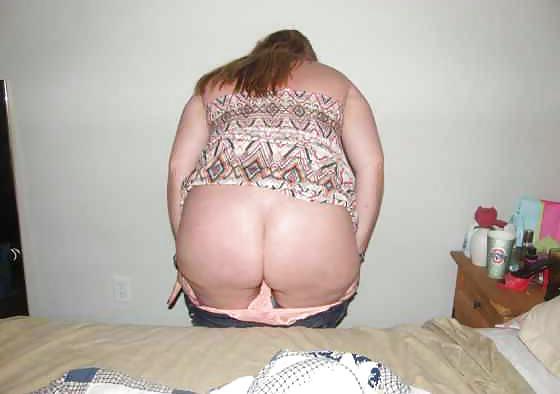 25P Big butt moms2