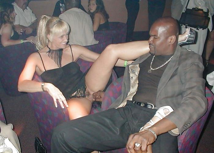 25P White Mamas vs. Black Cock