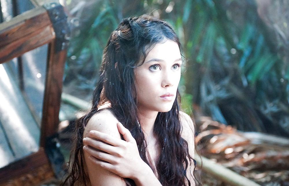 18P Astrid Berges-Frisbey