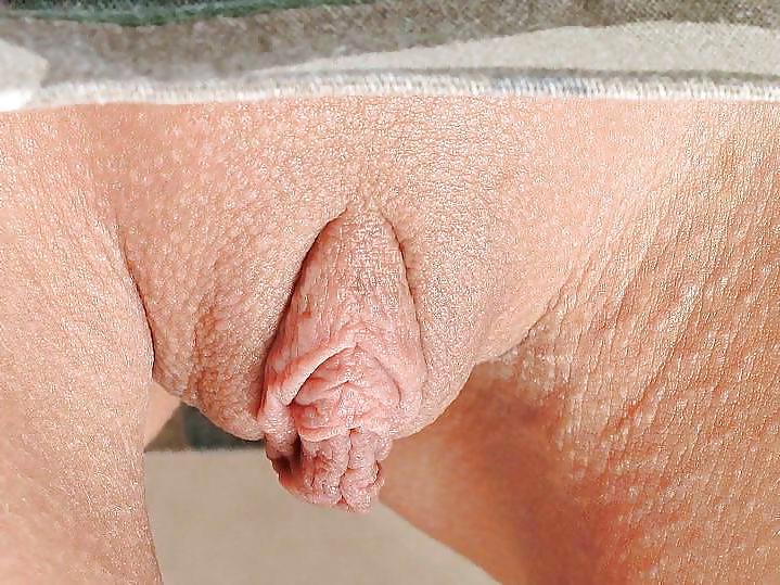 20P Women, pussy and clit