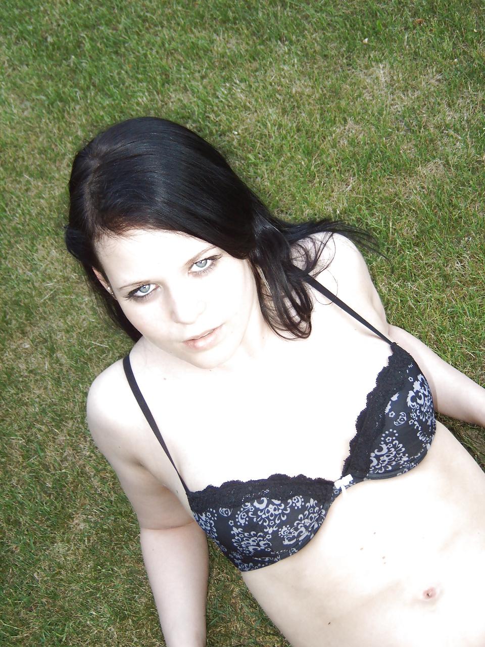 11P Nice brunette teen (non porn)