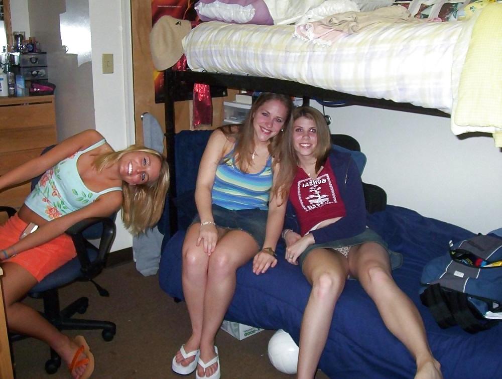 25P Upskirt sluts (part 2)