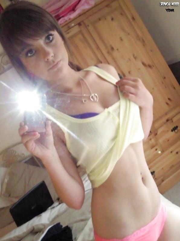 14P Sexy Non Nude Girls