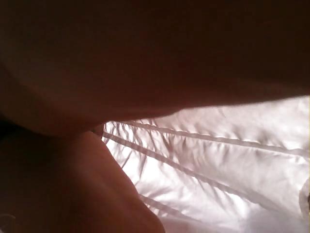 22P Upskirt belle femme mature
