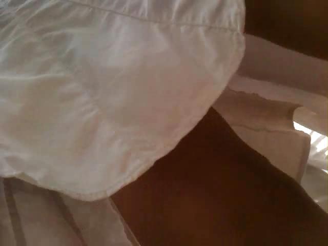 22P Upskirt belle femme mature