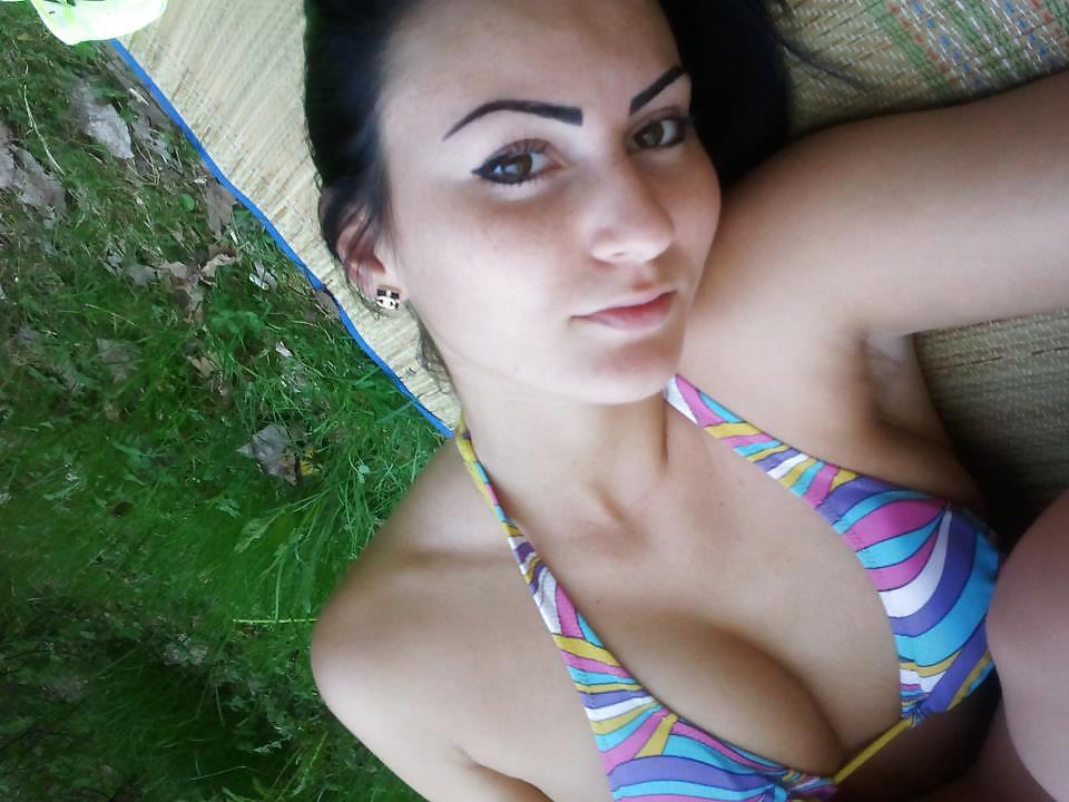 13P Rumänisches Babe: Mihaela