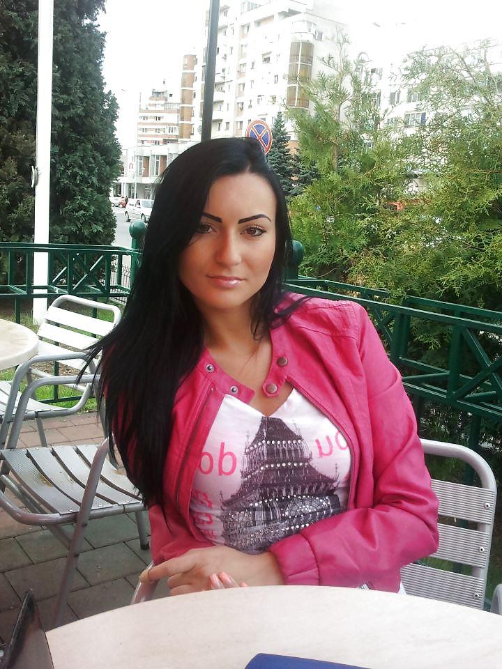 13P Rumänisches Babe: Mihaela