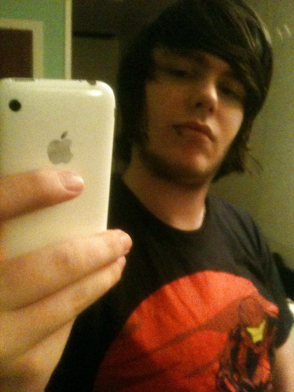 4P Profile Photos (Non-Porn)