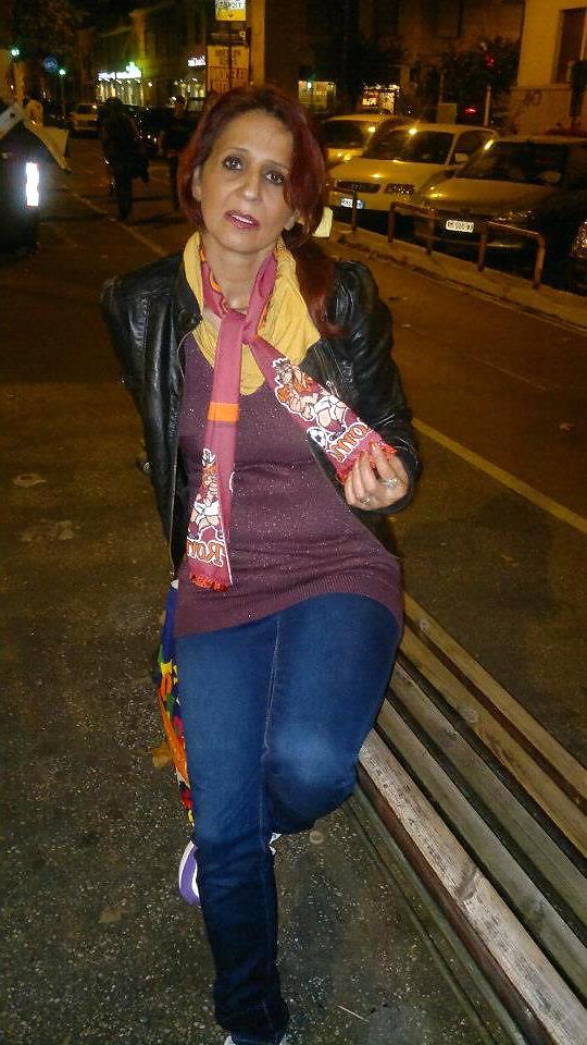 11P Romanian women: nicoleta
