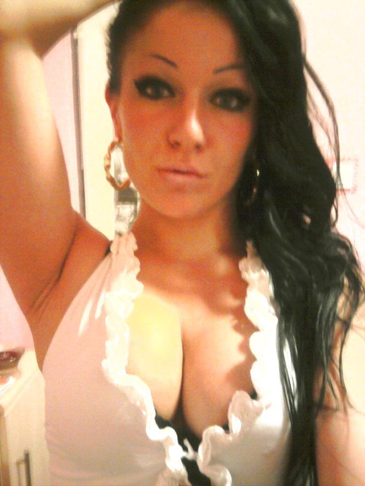 25P Non nude hotties 2