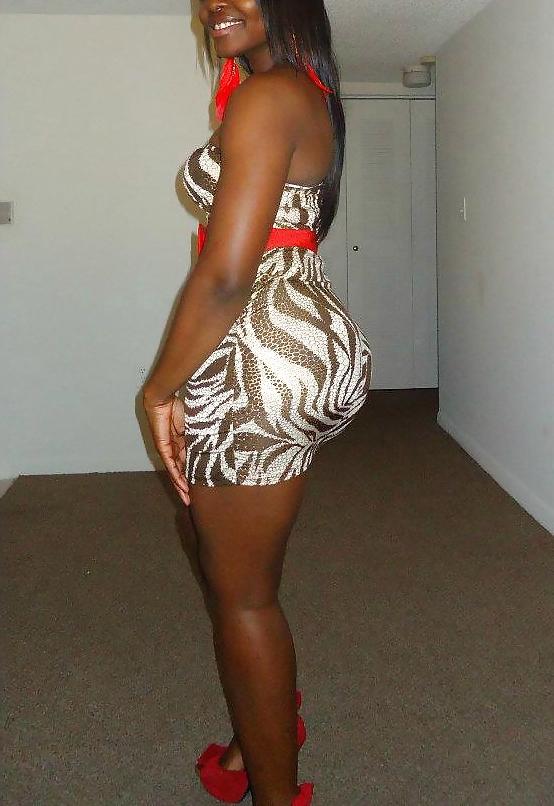 11P Never Trust A Big Butt & A Smile