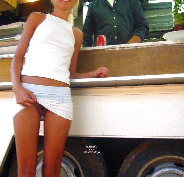 19P Upskirt Nr 3 L7