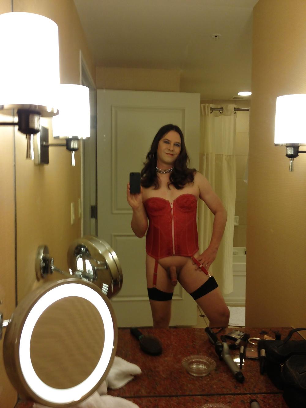 5P Joanie On Vacation!