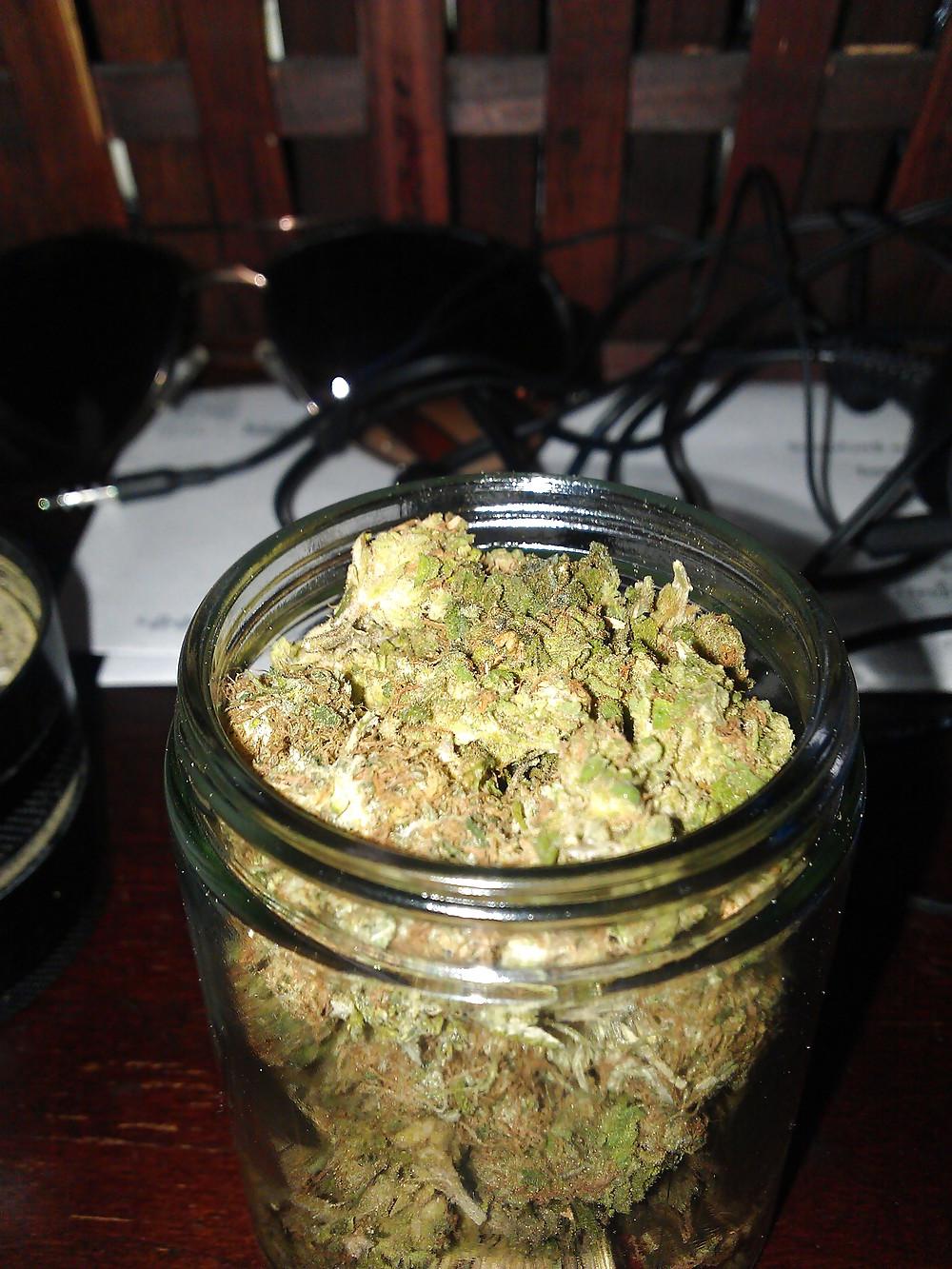 10P Marijuana Porn