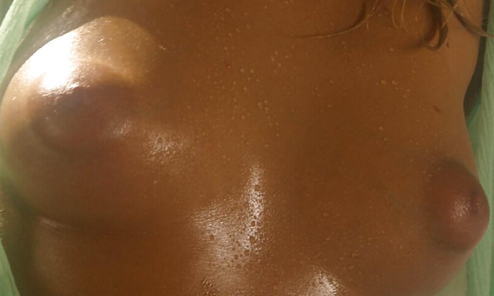 20P Puffy nips 2