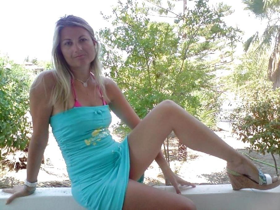 17P Greek girl: Eleanor