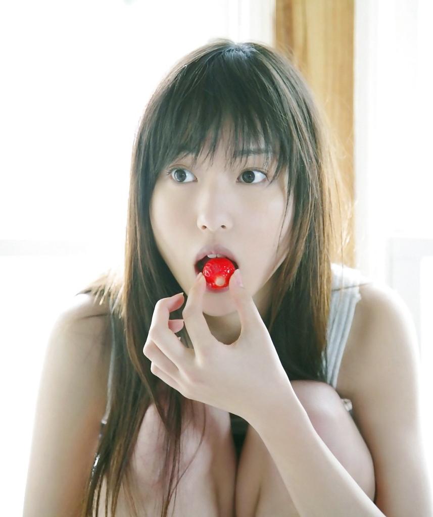 10P Sexy Asian Teen - Cute Titys!!!