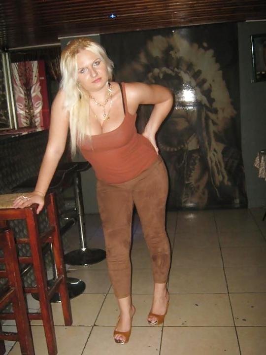 25P Greek Milf Catalina