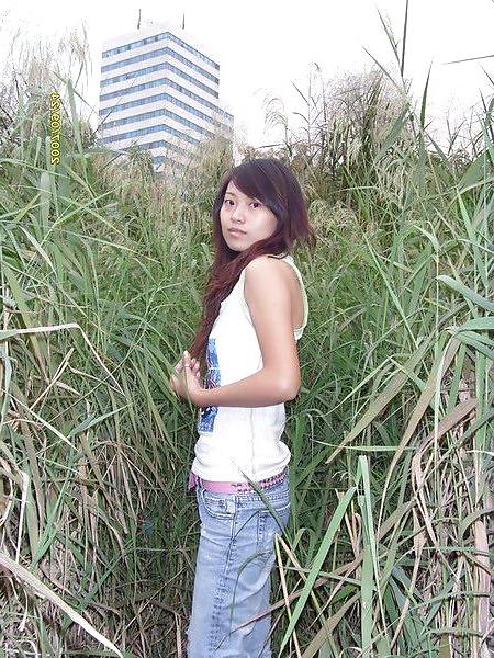 10P The Beauty of Amateur Japanese College Teen