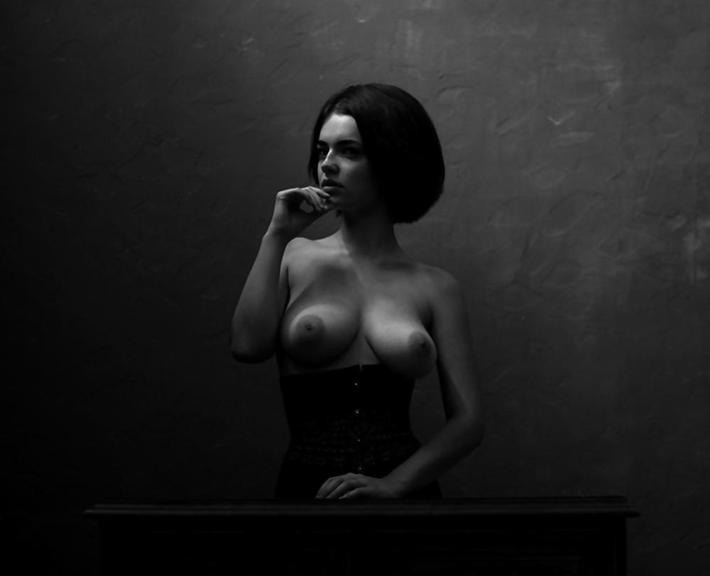 25P Black and White Gallery...