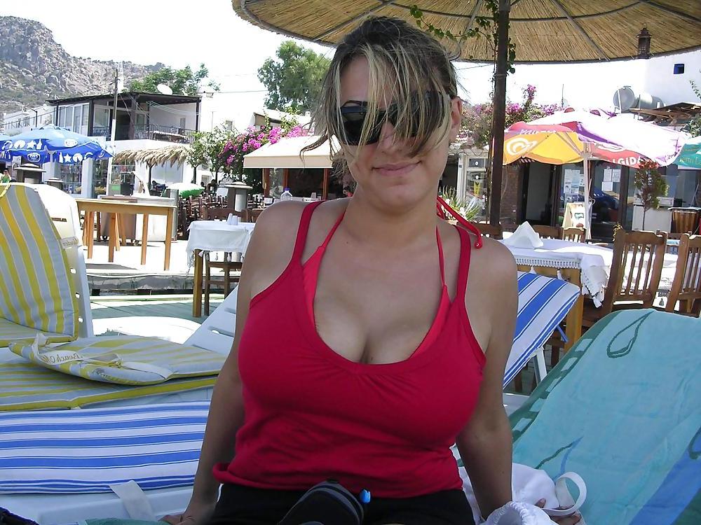 25P NON-NUDE girls around the water 3