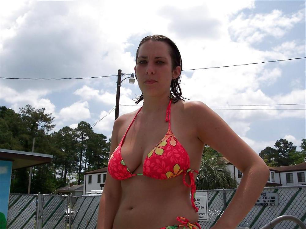 25P NON-NUDE girls around the water 3