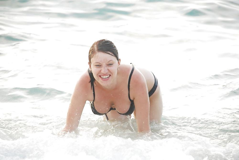 25P Wives On Vacation 1