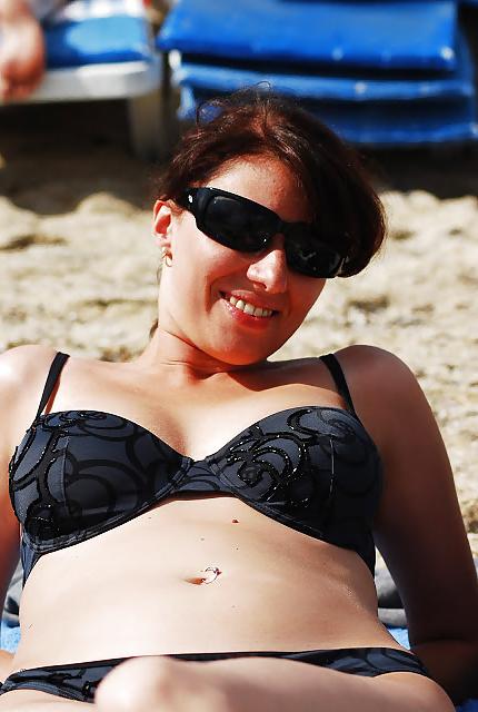 25P Wives On Vacation 1