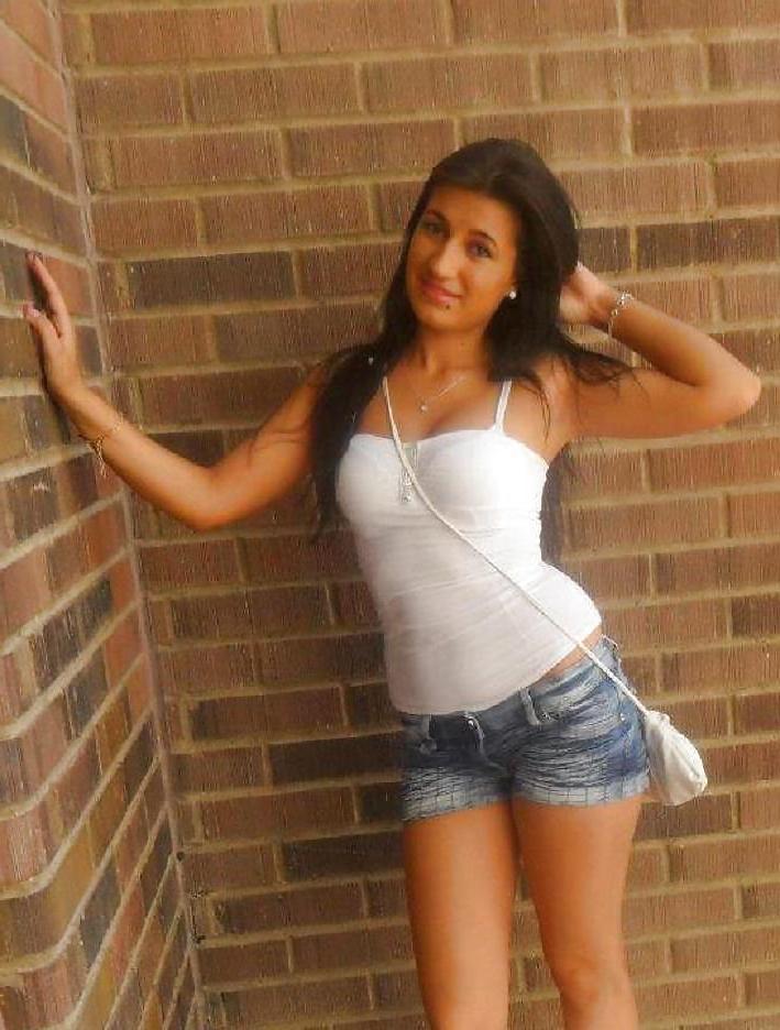 13P Romanian girl: georgiana