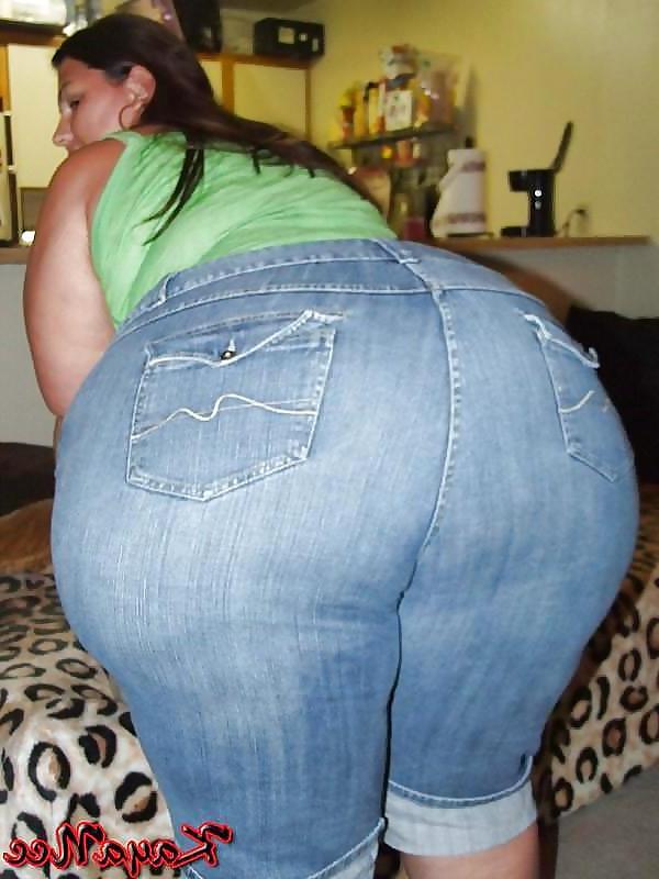 11P Huge Butt 2