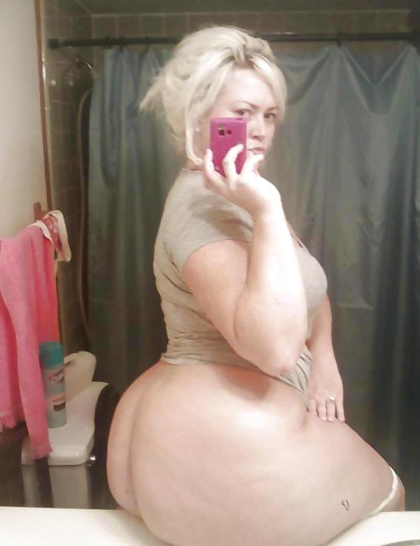 11P Huge Butt 2