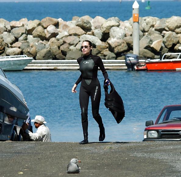 25P Celebs in Bikini By Voyeur TROC