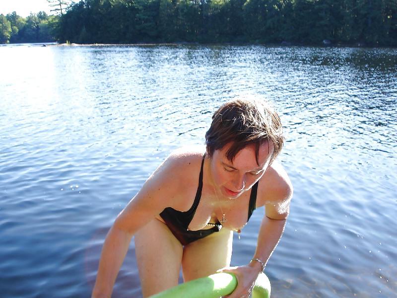 12P A Few Nip Slips On Vacation