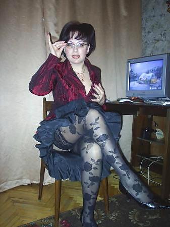 15P Elegant Ladies