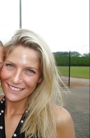 25P Young hot Milf from Facebook
